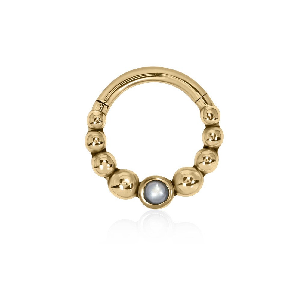 Front-facing 18k yellow gold piercing ring with beads and pearl
