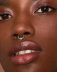 LOUISE FACE - 18k White Gold & Fresh Water Pearl Piercing Ring