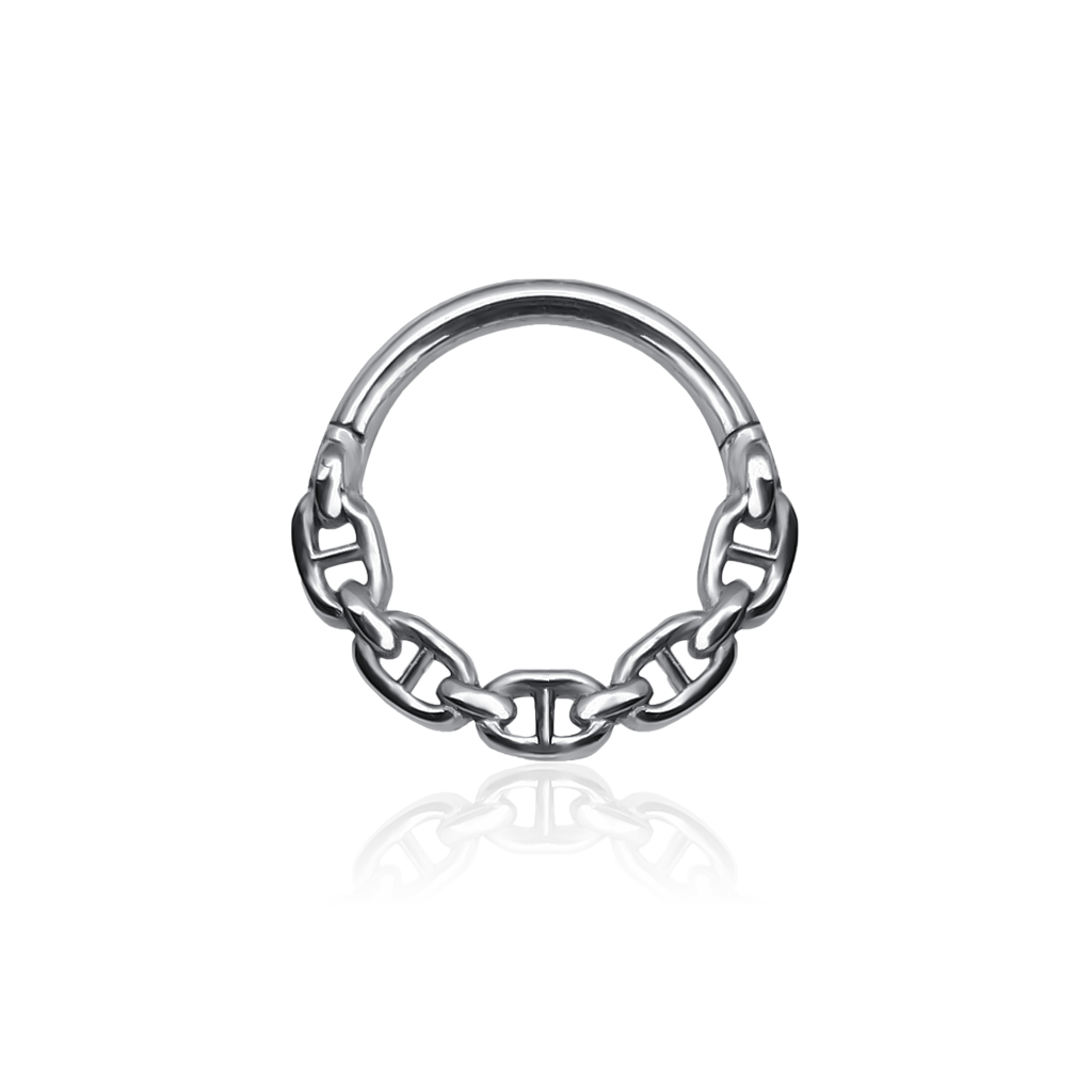 Front-facing 18k white gold piercing ring mariner anchor link chain