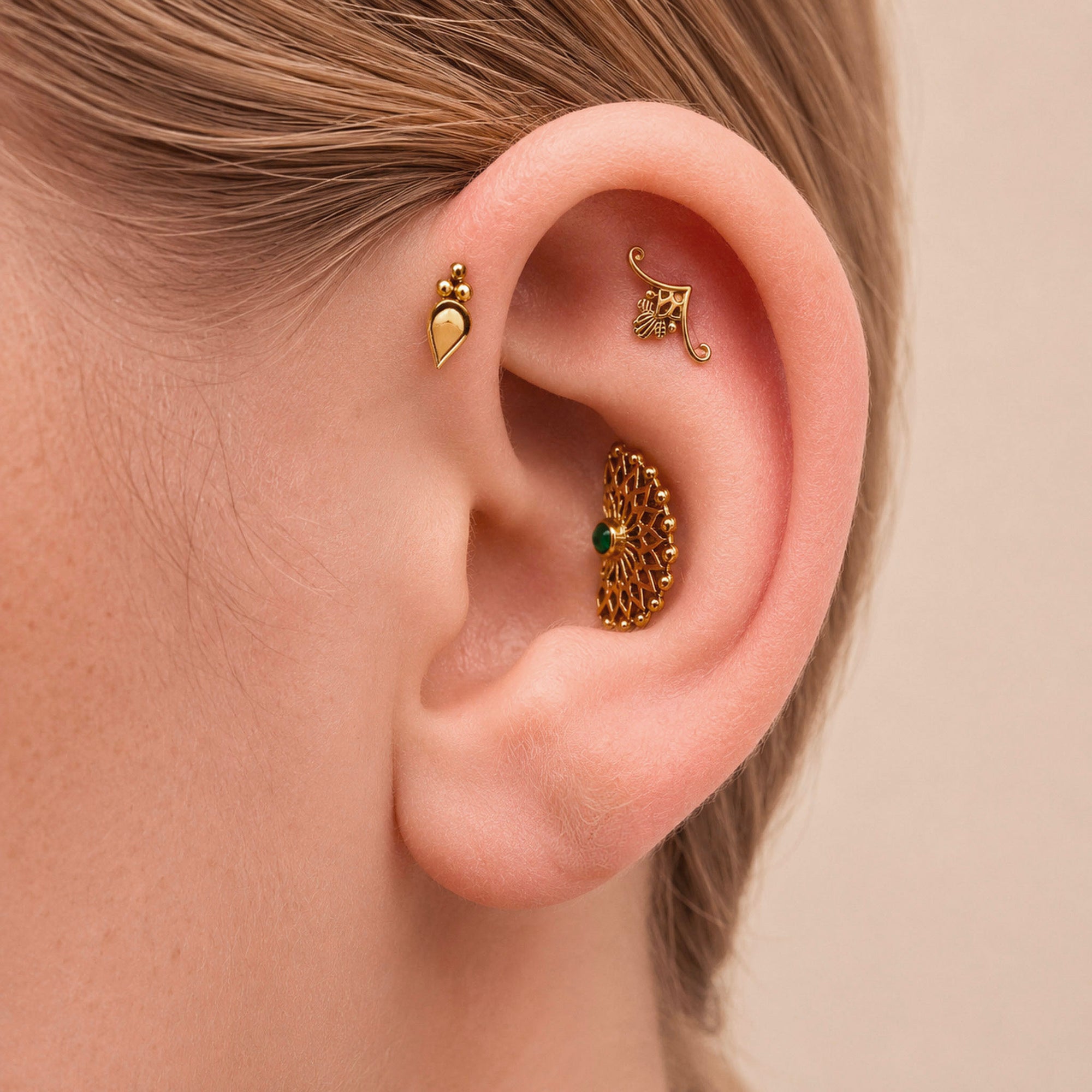 TASSADITH - 18k Yellow Gold Piercing Stud