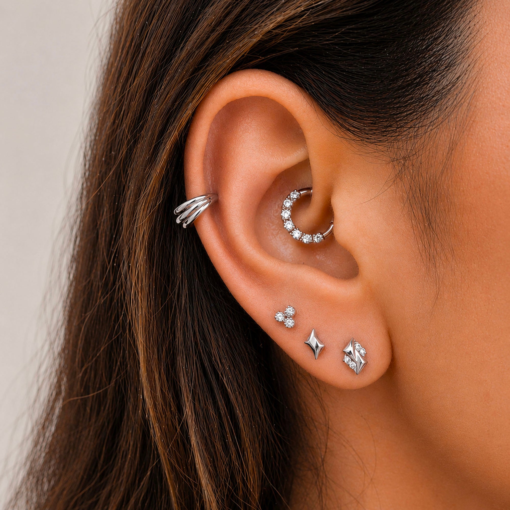 LOLA - 18k White Gold &amp; Diamond Piercing Ring