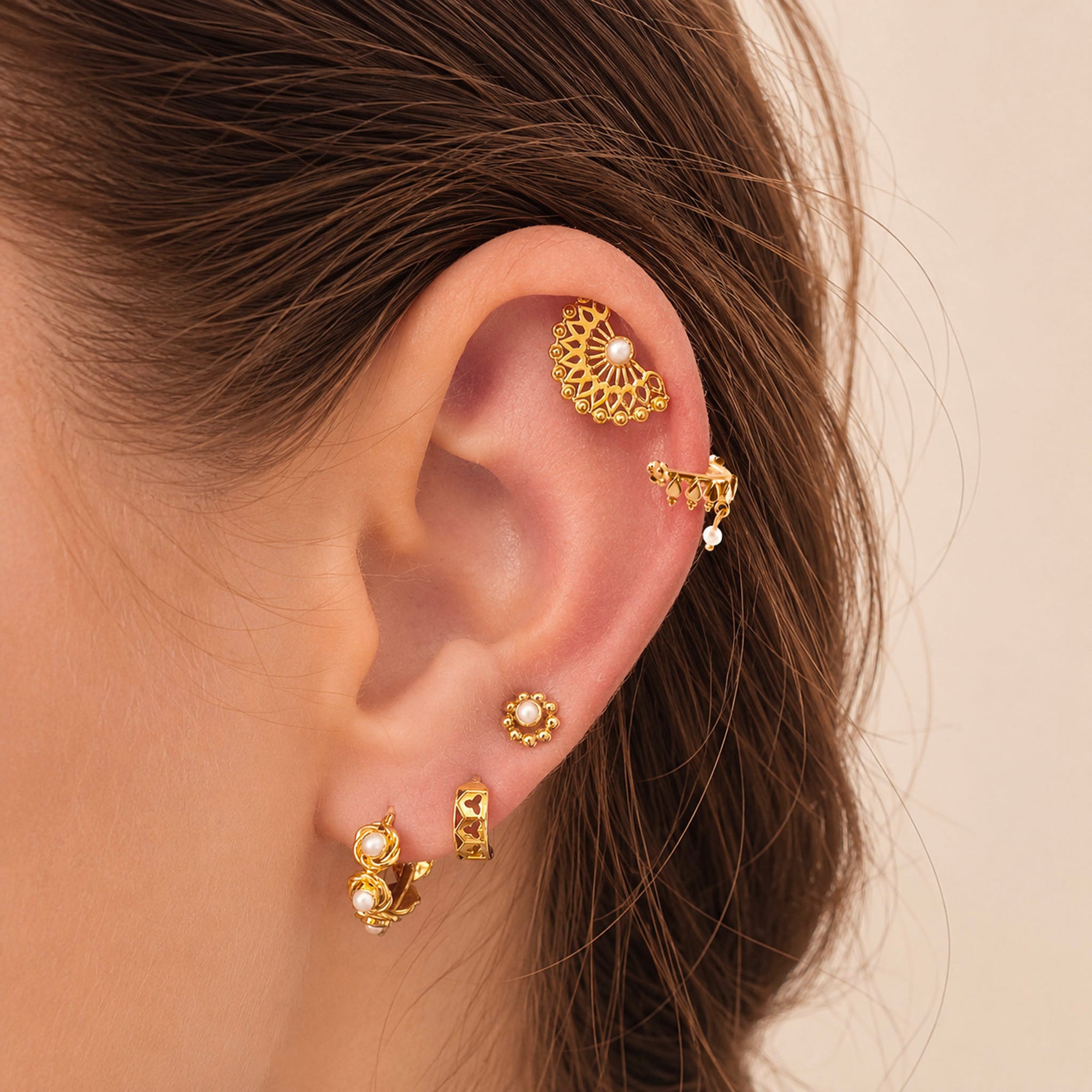 VERNAISON - Anneau de Piercing Perles D'eau Douces et Or Jaune 18k