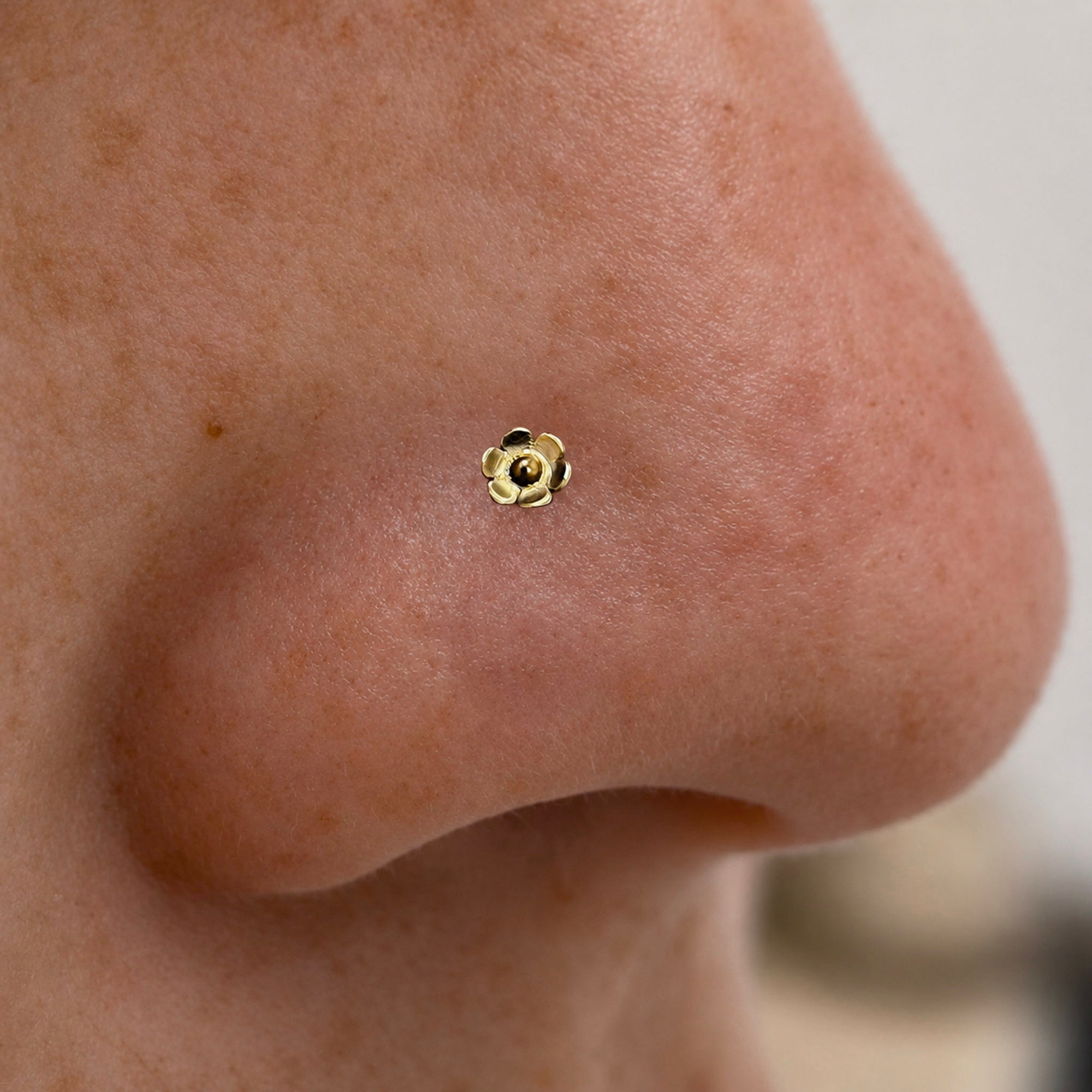 LIL BAYA - 18k Yellow Gold Nostril Piercing Stud