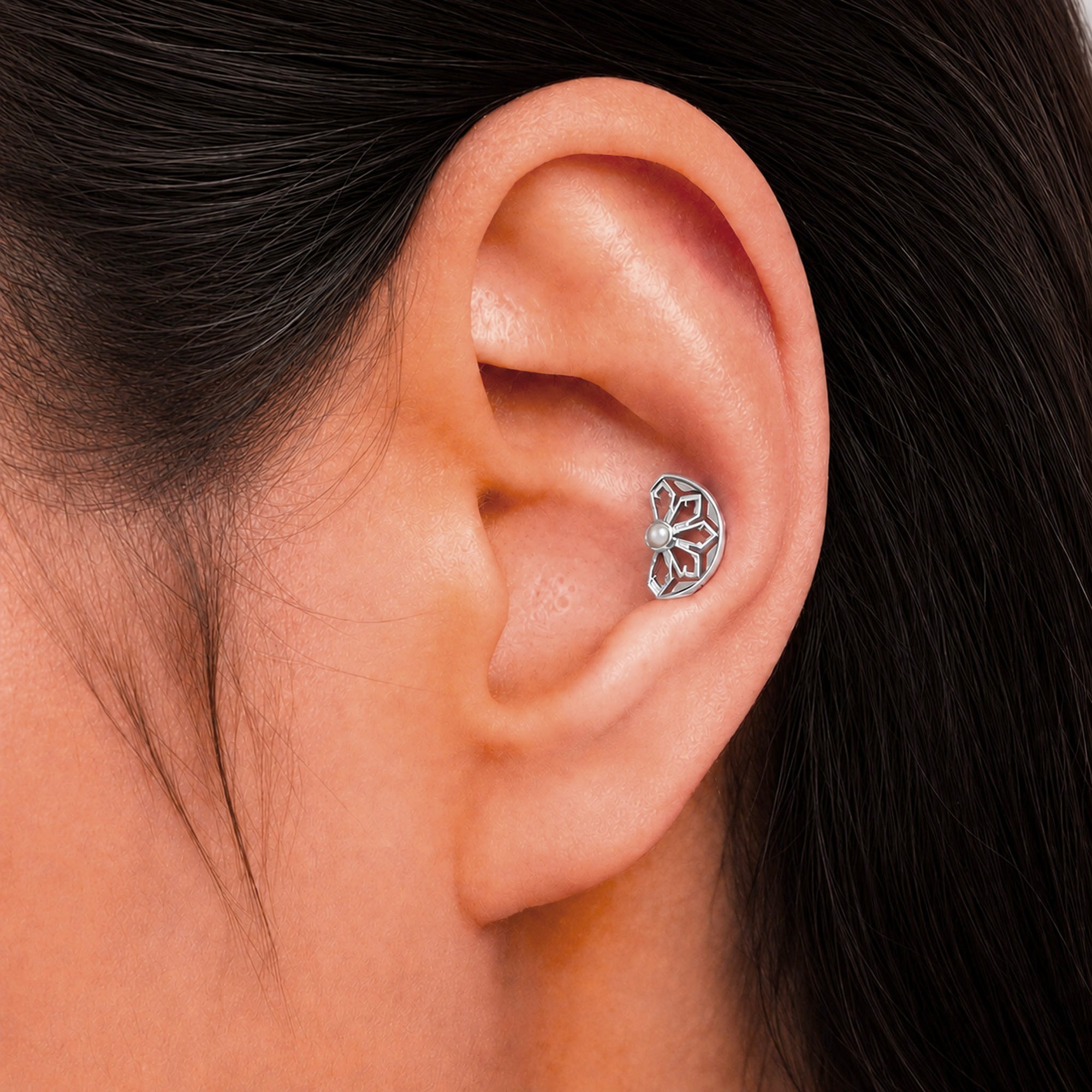 LIL CHARLES - 18k White Gold &amp; Fresh Water Pearl Piercing Stud