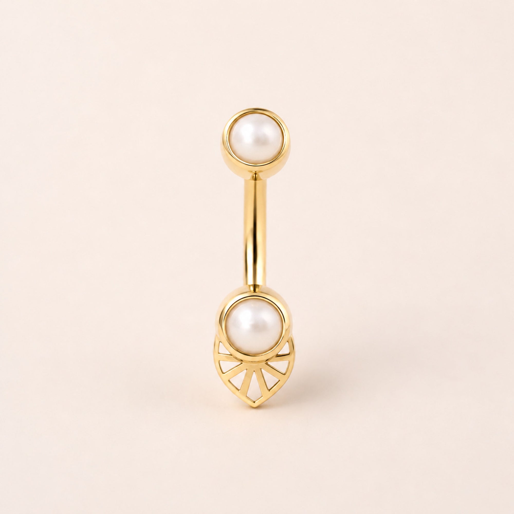 SITA - 18k Yellow Gold &amp; Fresh Water Pearls Rook Piercing
